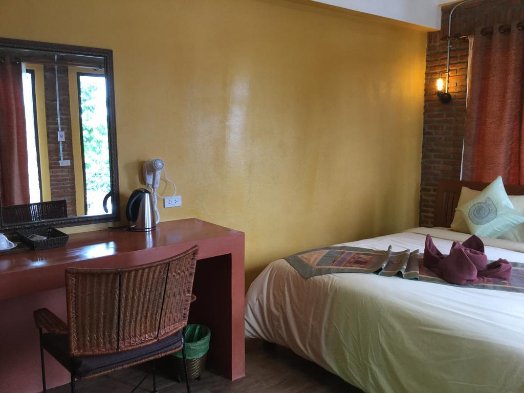 Pongphen Guesthouse - Sha Plus Certified Kanchanaburi Zewnętrze zdjęcie