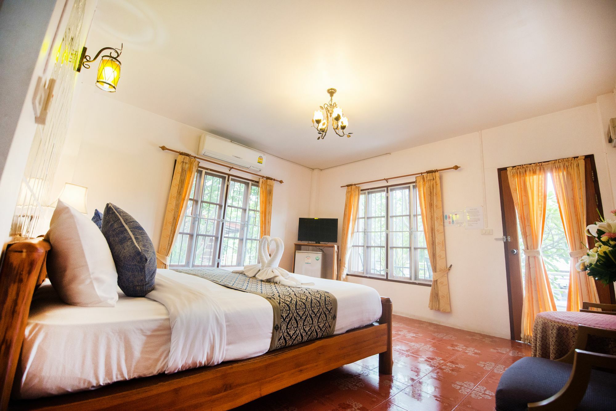 Pongphen Guesthouse - Sha Plus Certified Kanchanaburi Zewnętrze zdjęcie