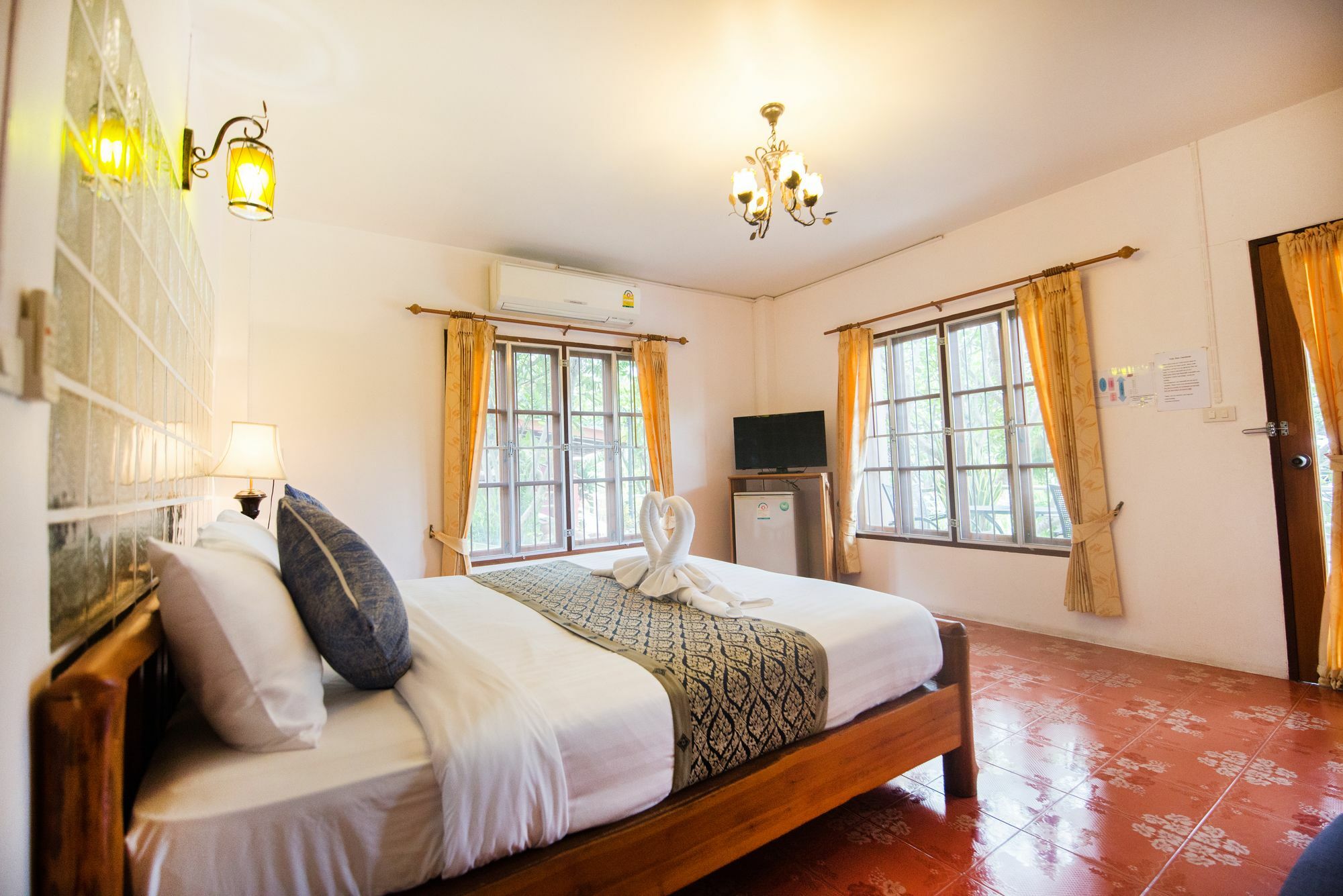 Pongphen Guesthouse - Sha Plus Certified Kanchanaburi Zewnętrze zdjęcie