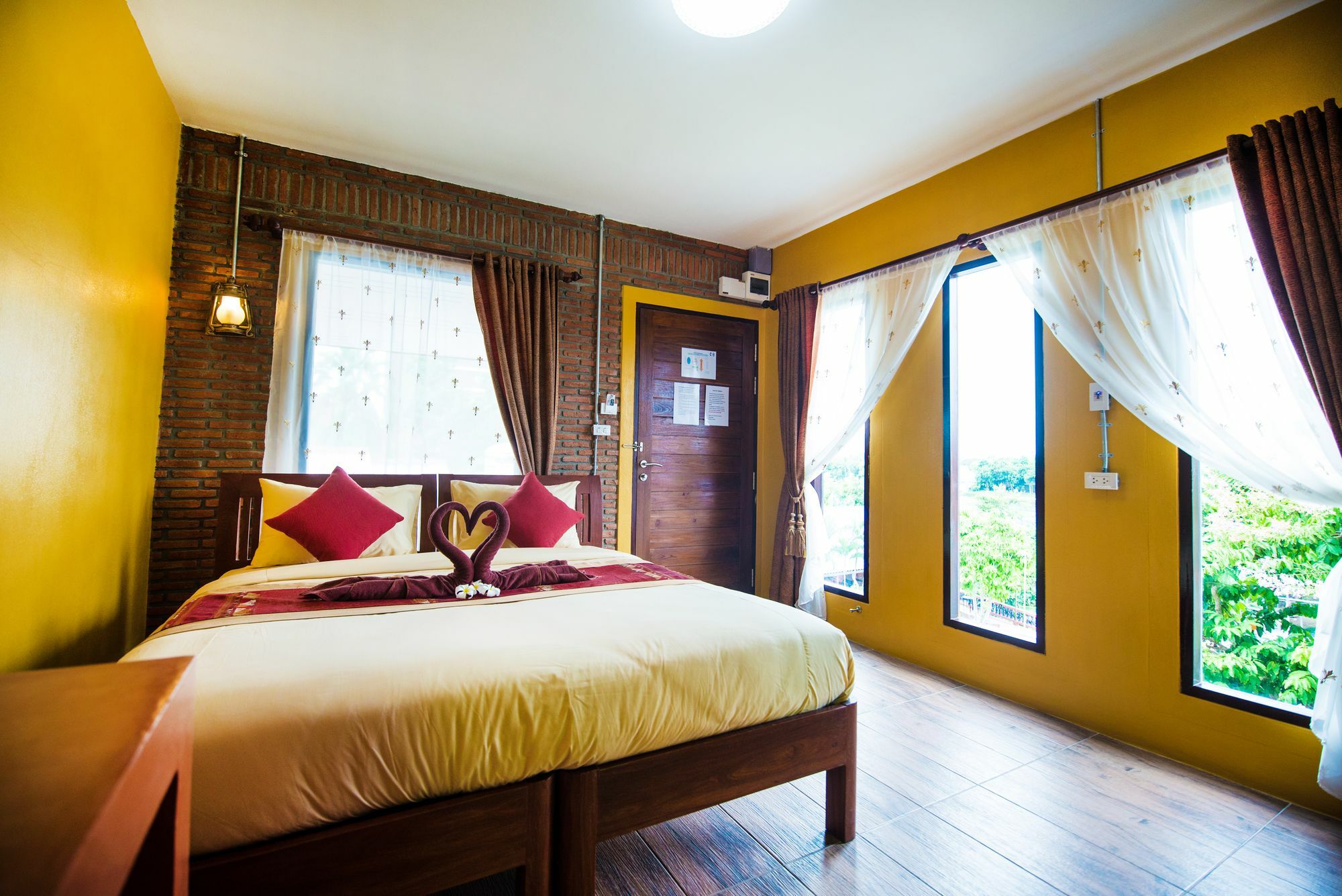 Pongphen Guesthouse - Sha Plus Certified Kanchanaburi Zewnętrze zdjęcie